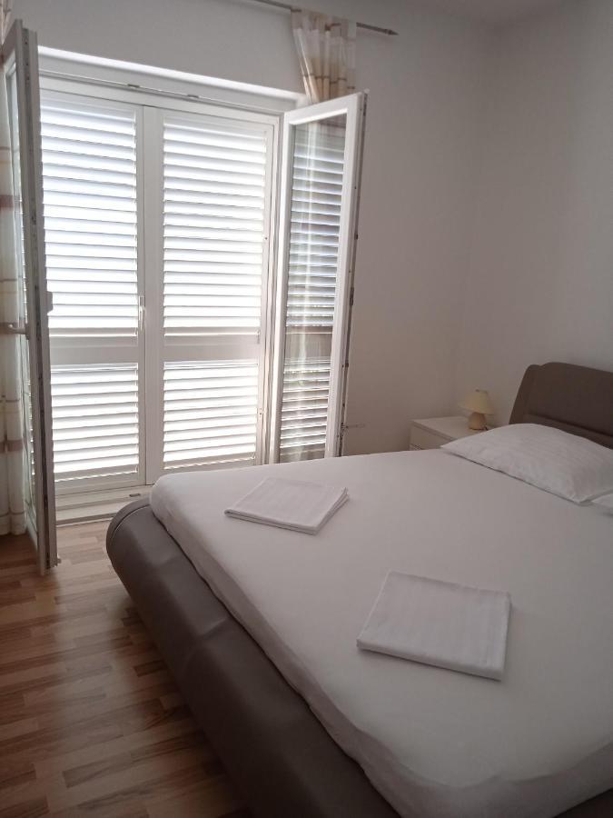 Apartment Davor Gradac  Esterno foto