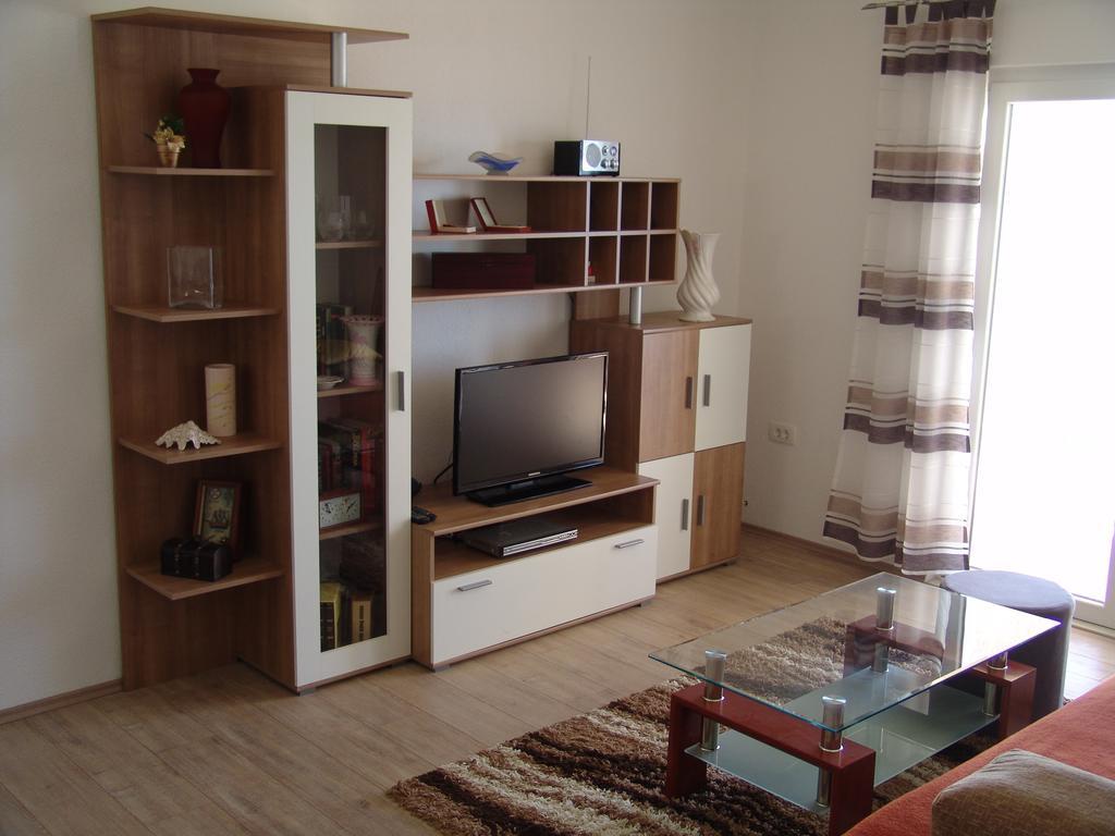 Apartment Davor Gradac  Camera foto