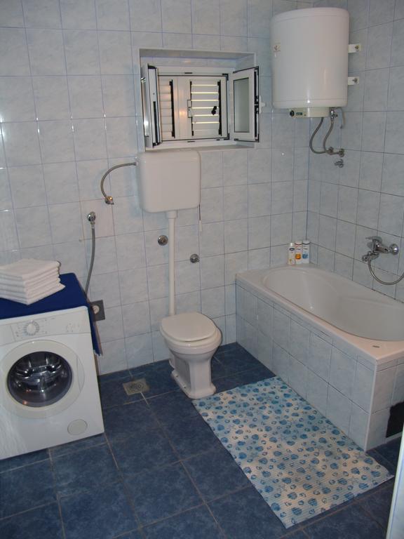 Apartment Davor Gradac  Camera foto